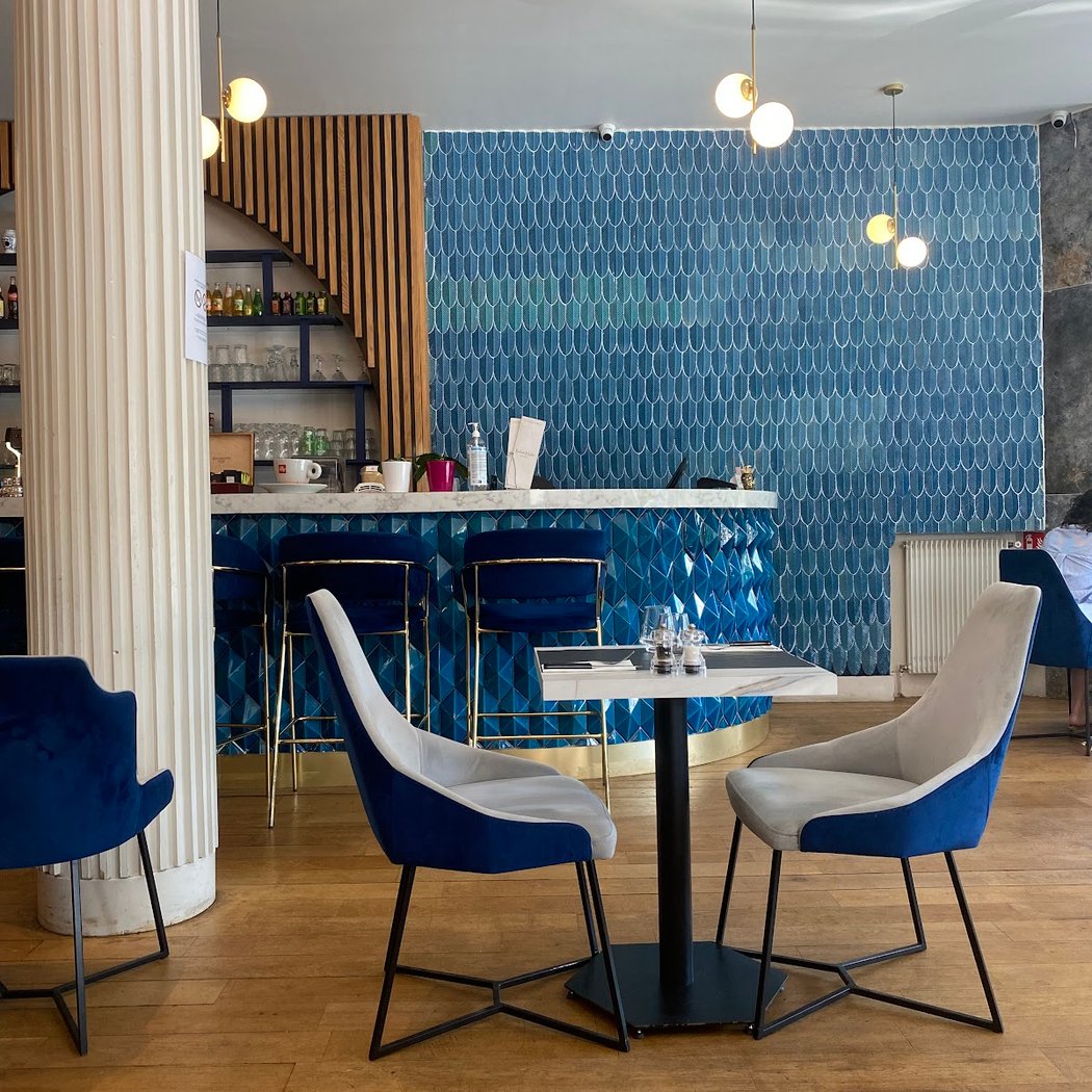 Italian Kitchen 2